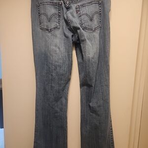 Classic Levi's Blue Women's Jeans